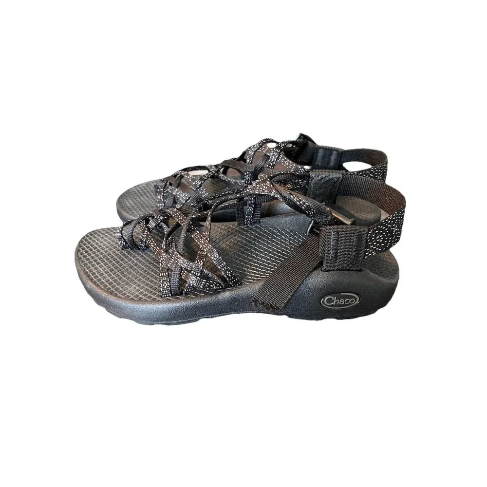 Chaco’s Women’s 6M Z-Classic‎ Sandals Black Fabric Upper , Toe Loop